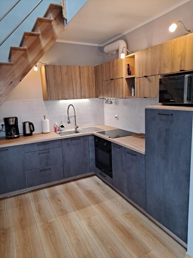 Jelonek Apartment Jelenia Gora Bagian luar foto