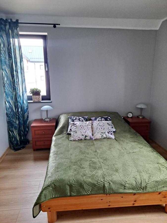 Jelonek Apartment Jelenia Gora Bagian luar foto