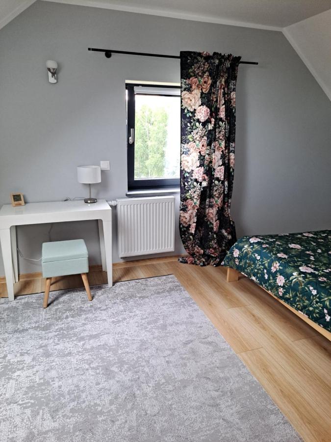 Jelonek Apartment Jelenia Gora Bagian luar foto