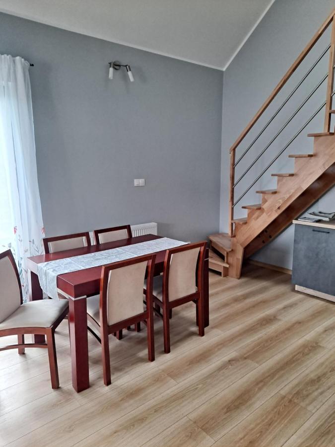 Jelonek Apartment Jelenia Gora Bagian luar foto
