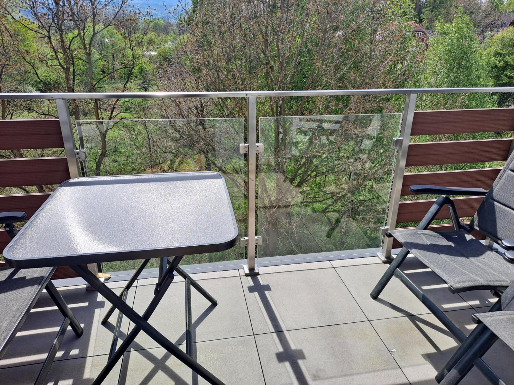 Jelonek Apartment Jelenia Gora Bagian luar foto